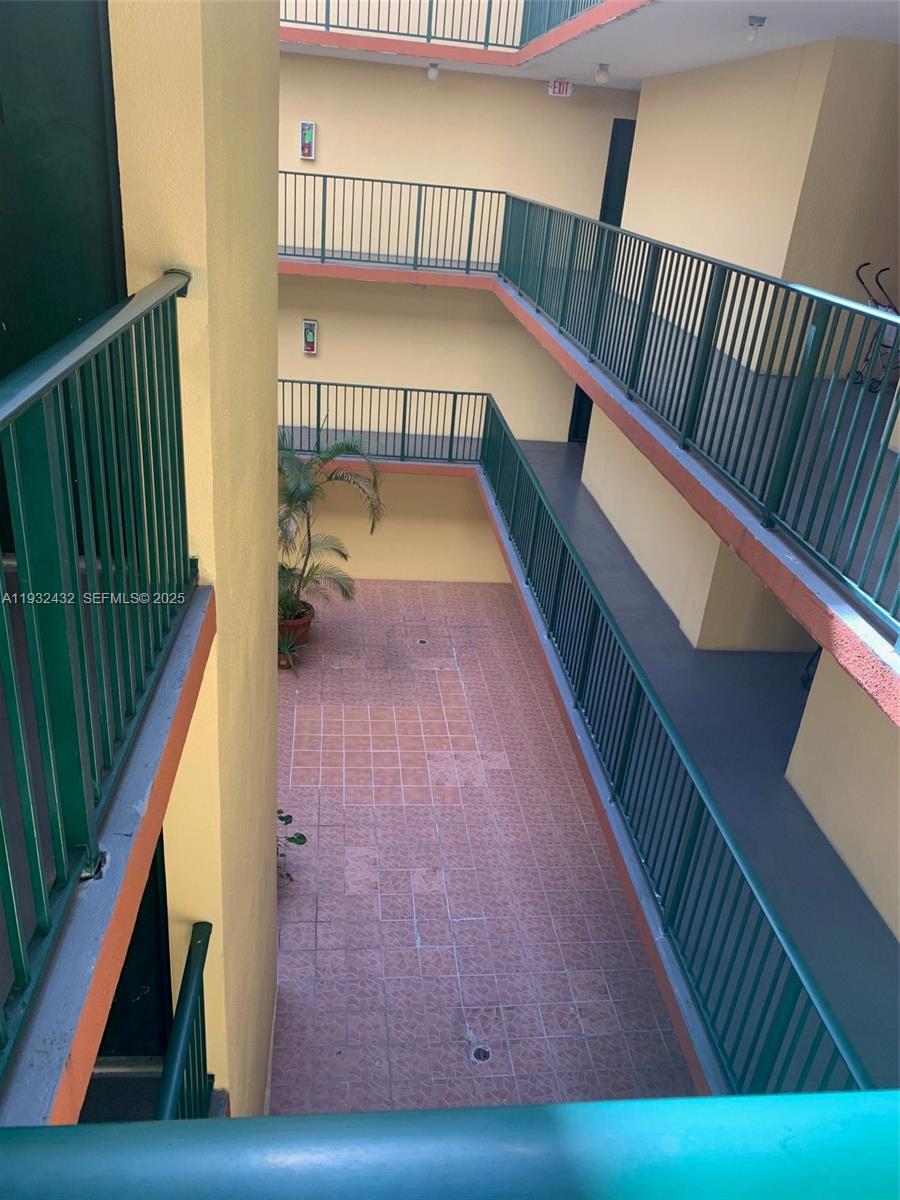 RIOPLAZA CONDOMINIUM SOUT - Residential Lease