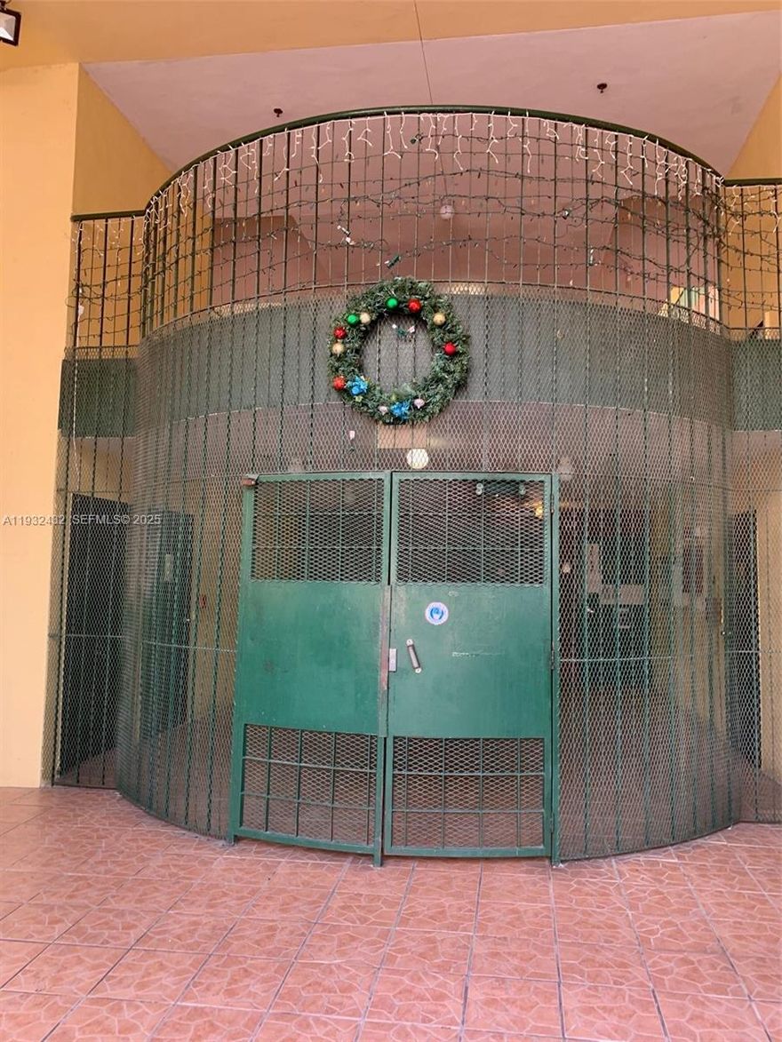 Beautiful 2 bedroom / 1 bath for rent on excellent location!, close to downtown location, freshly painted and move in ready. Easy access to bus stops, I 95, Brickell City Center, Little Havana, and Miami River Walk. Unit has a Washer and Dryer inside and ext ra laundry building facility on each floor. Gated Secured Parking inside Building with remote control access. One parking space assigned to unit.