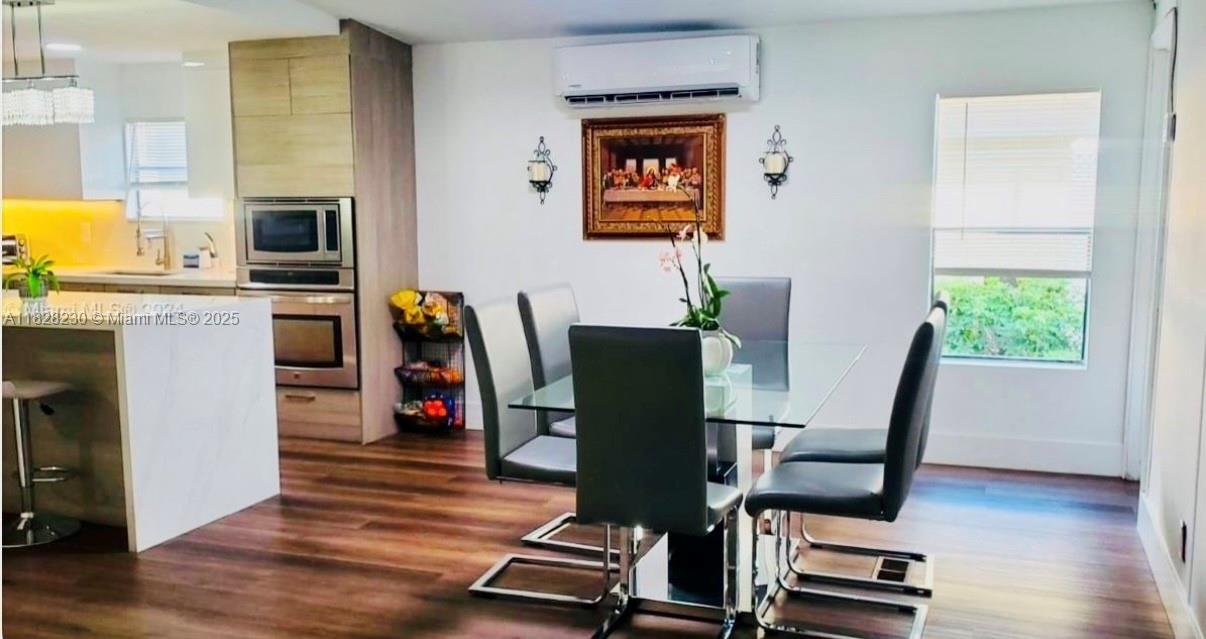 PARADAISE VILLAGE - Residential