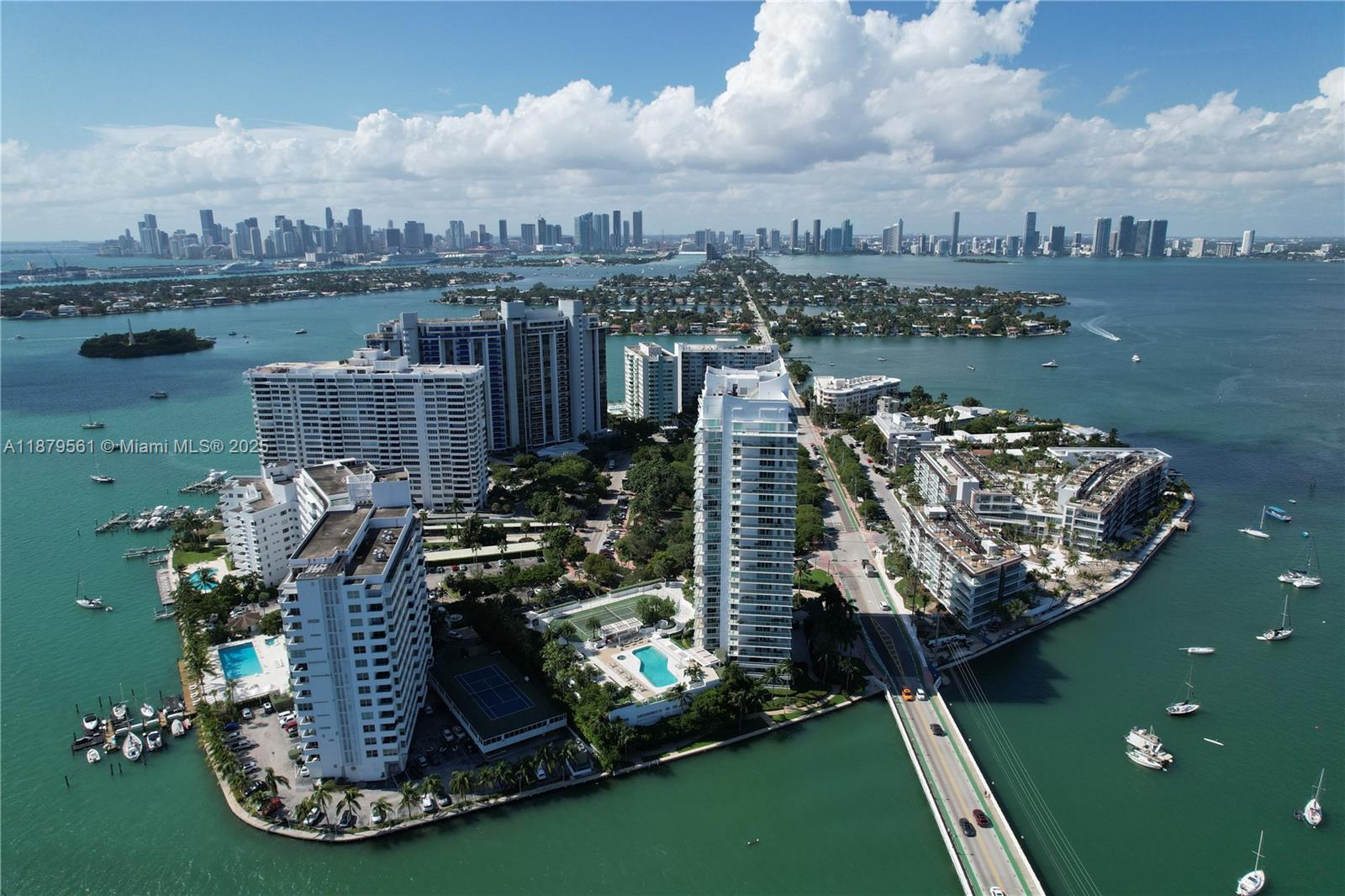 THE GRAND VENETIAN CONDO - Residential Lease