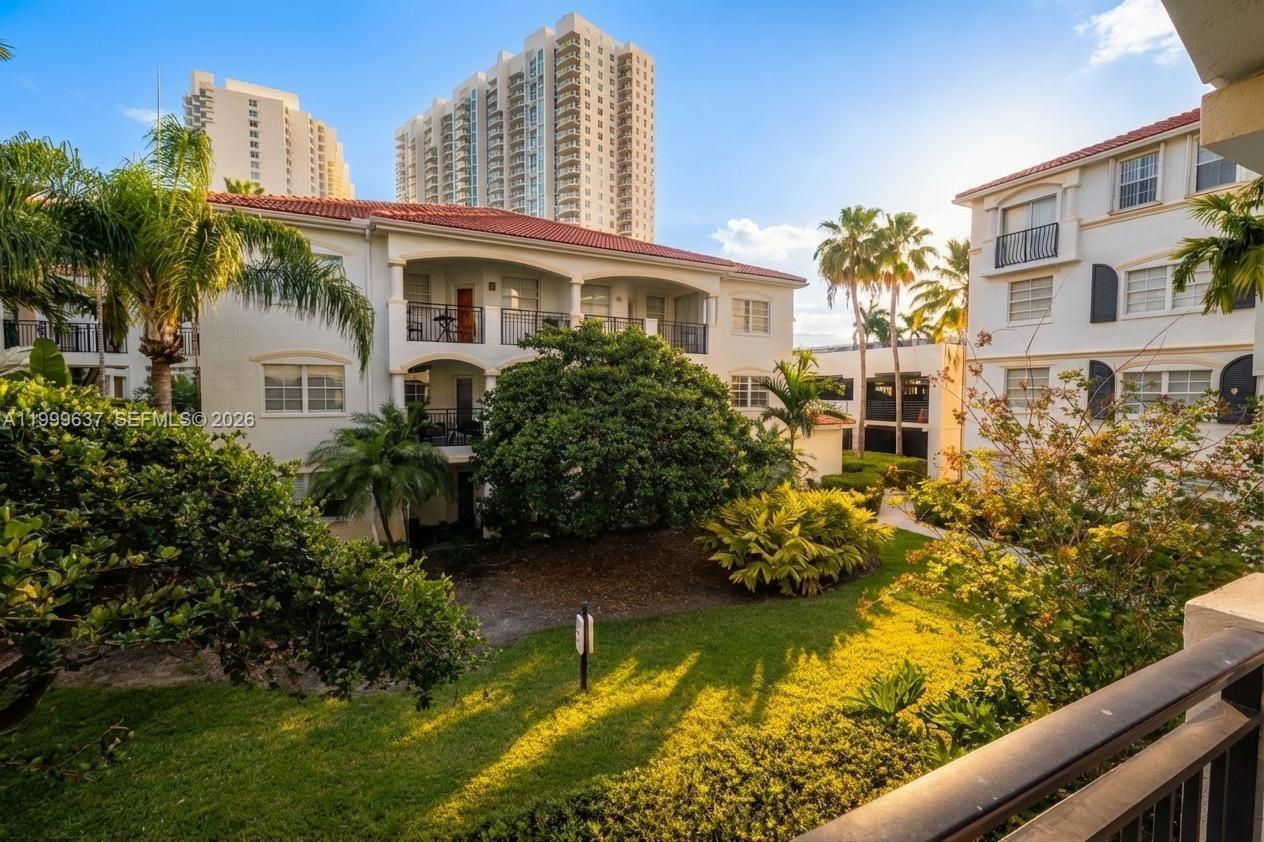 3255 NE 184th St 12215