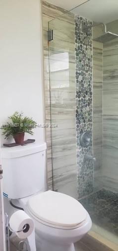 KENLAND POINTE CONDO III - Residential Lease