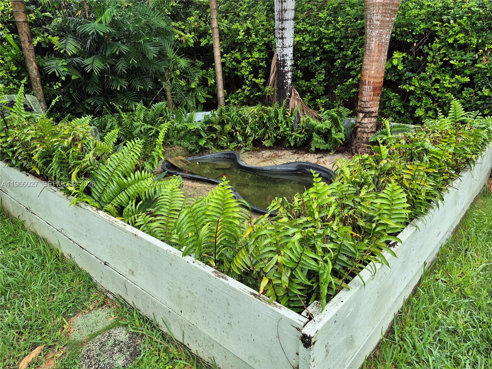 SO HIGHLAND ESTATES - Residential