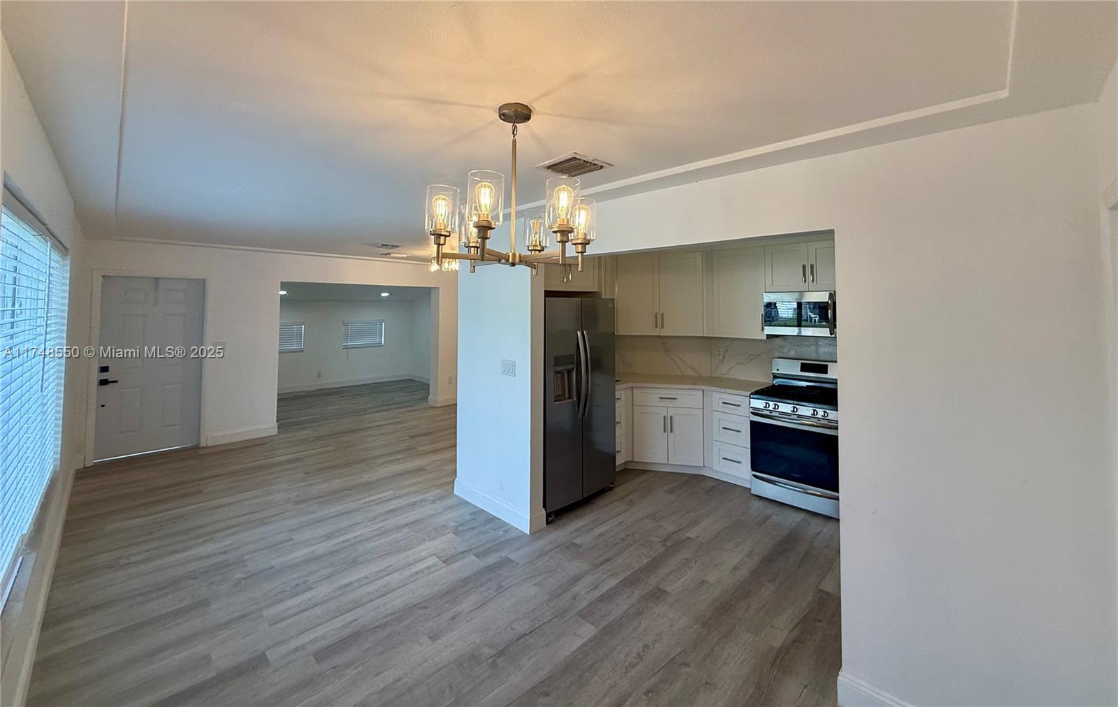 BOULEVARD ESTATES - Residential