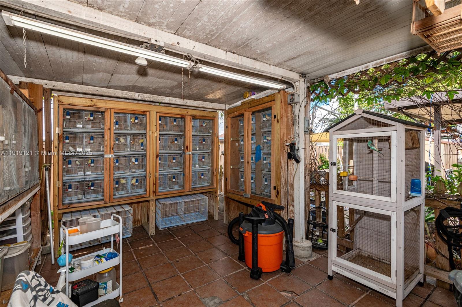 INGLESIDE PARK - Residential