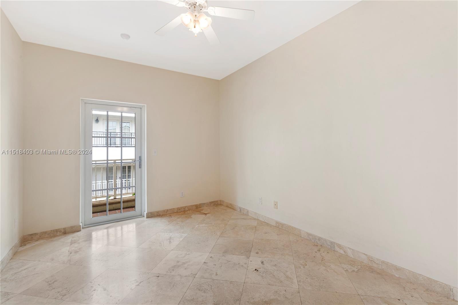 THE THS AT SUNSET HARBOUR - Residential