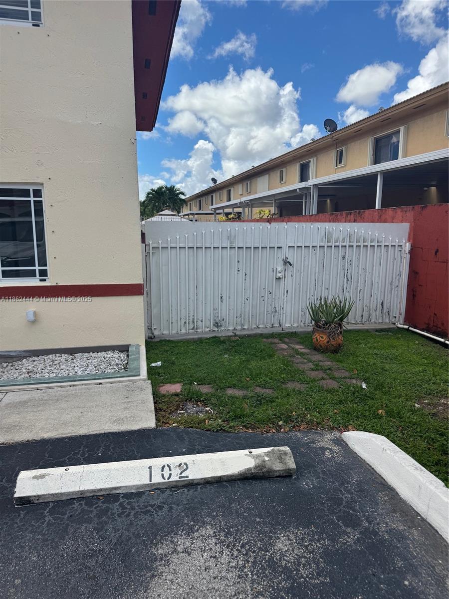11041 W Okeechobee Rd 102