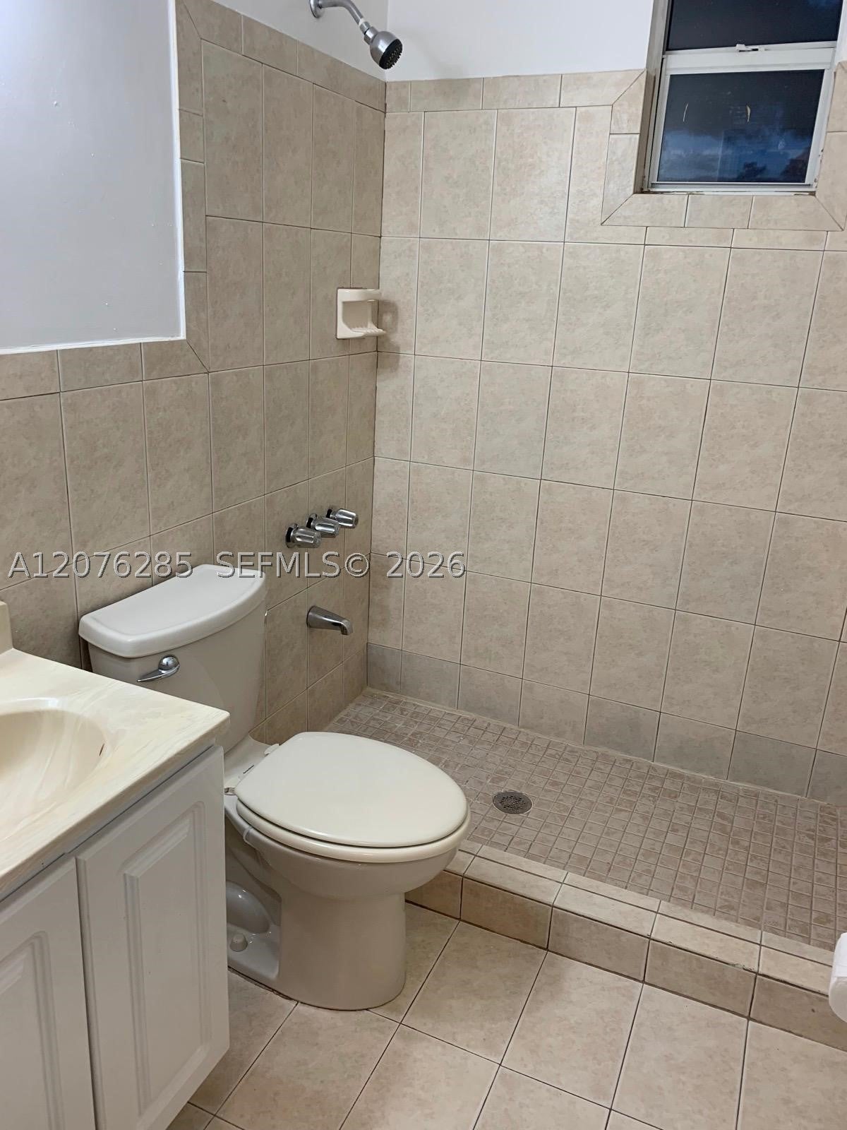 200 NW 34th Ave