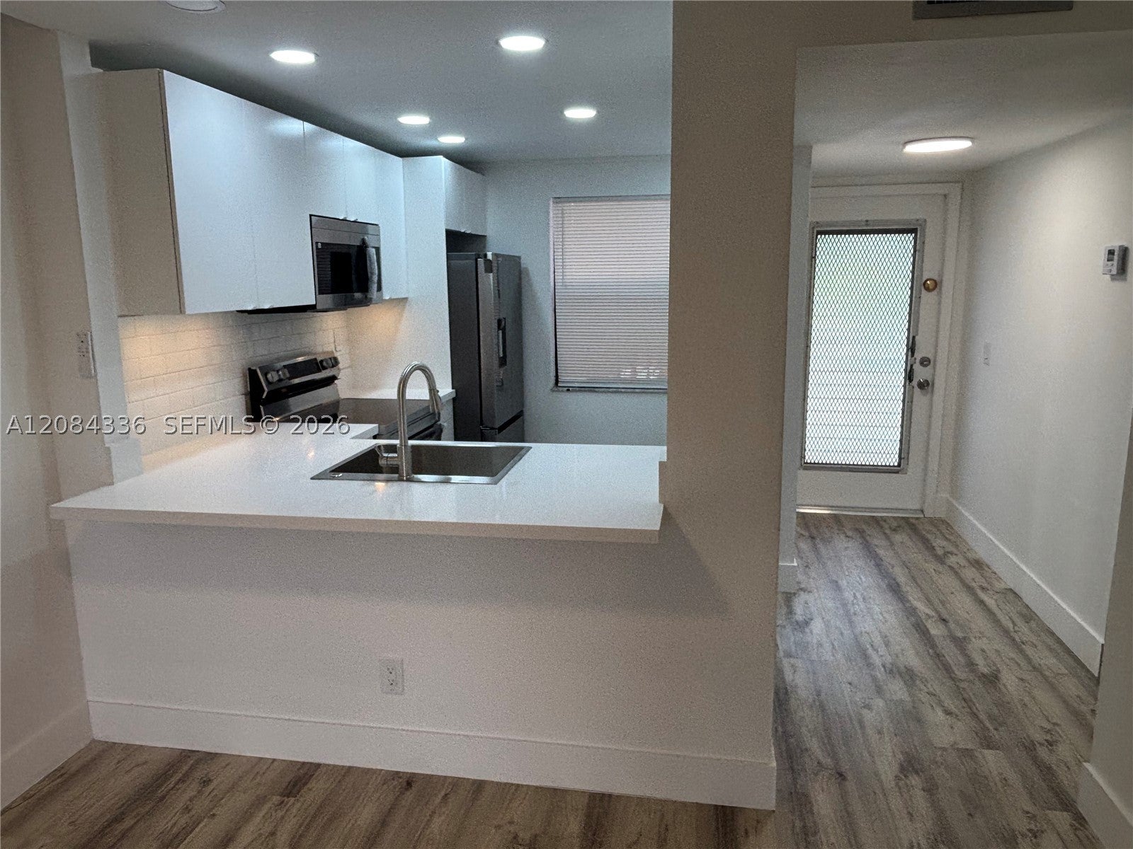 10304 Sunrise Lakes Blvd 209