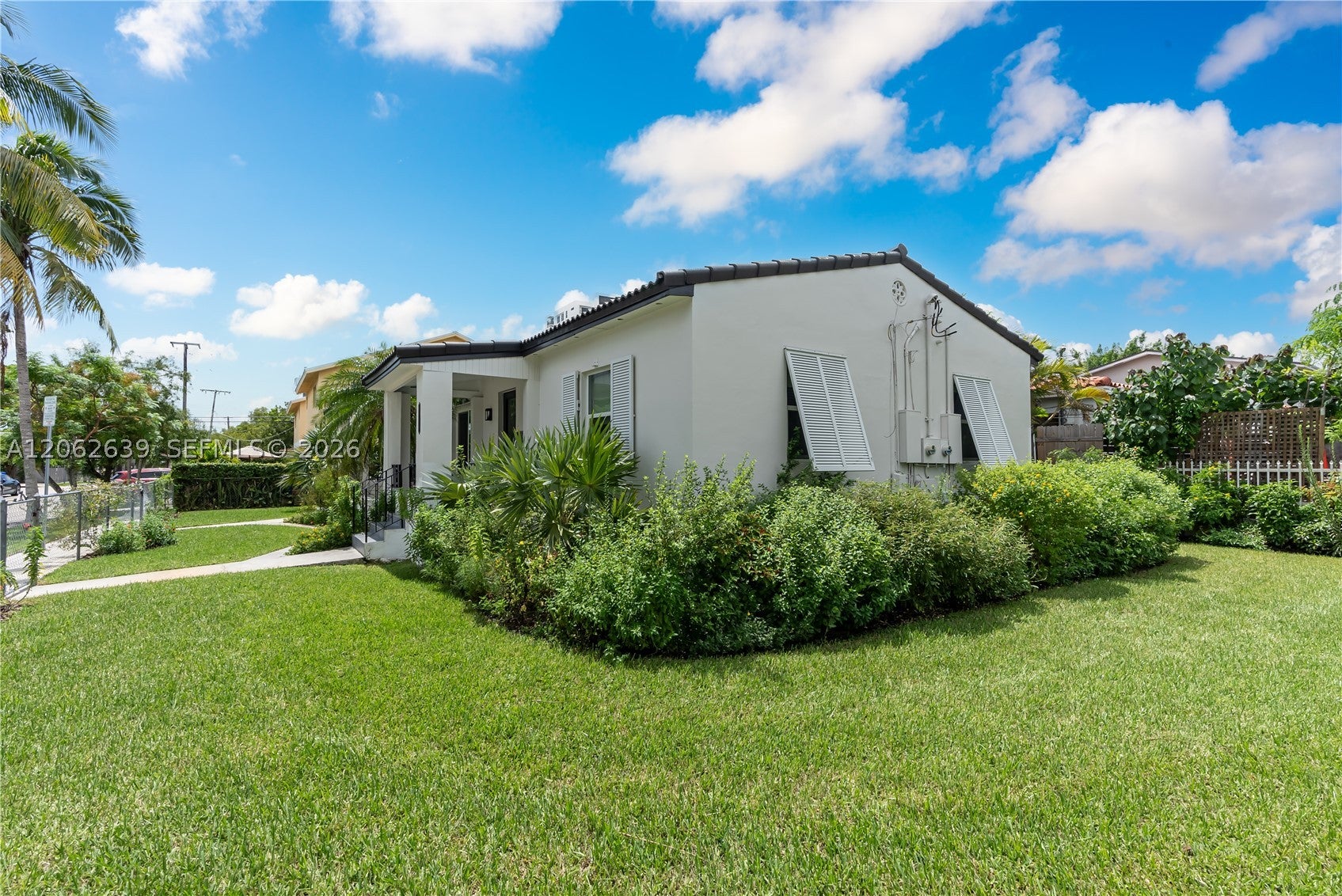 2102 SW 31st Ave 2100