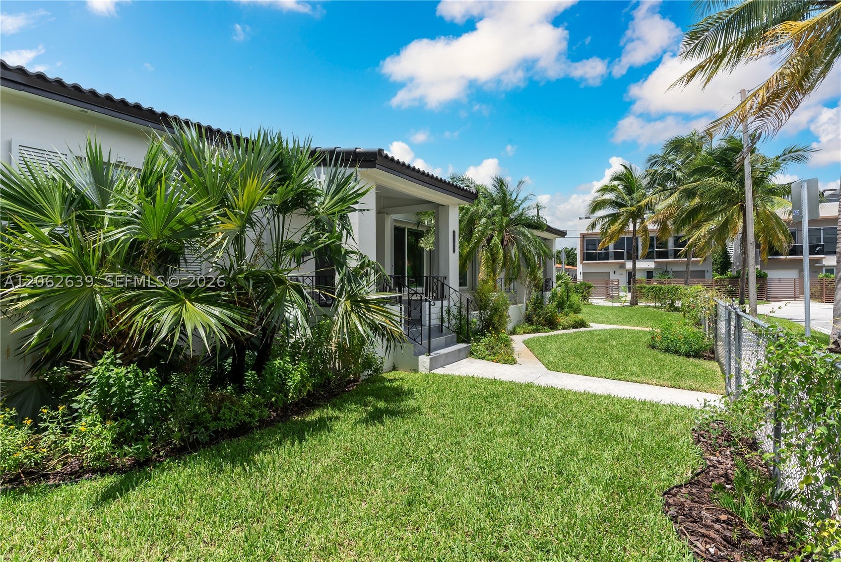 2102 SW 31st Ave 2100
