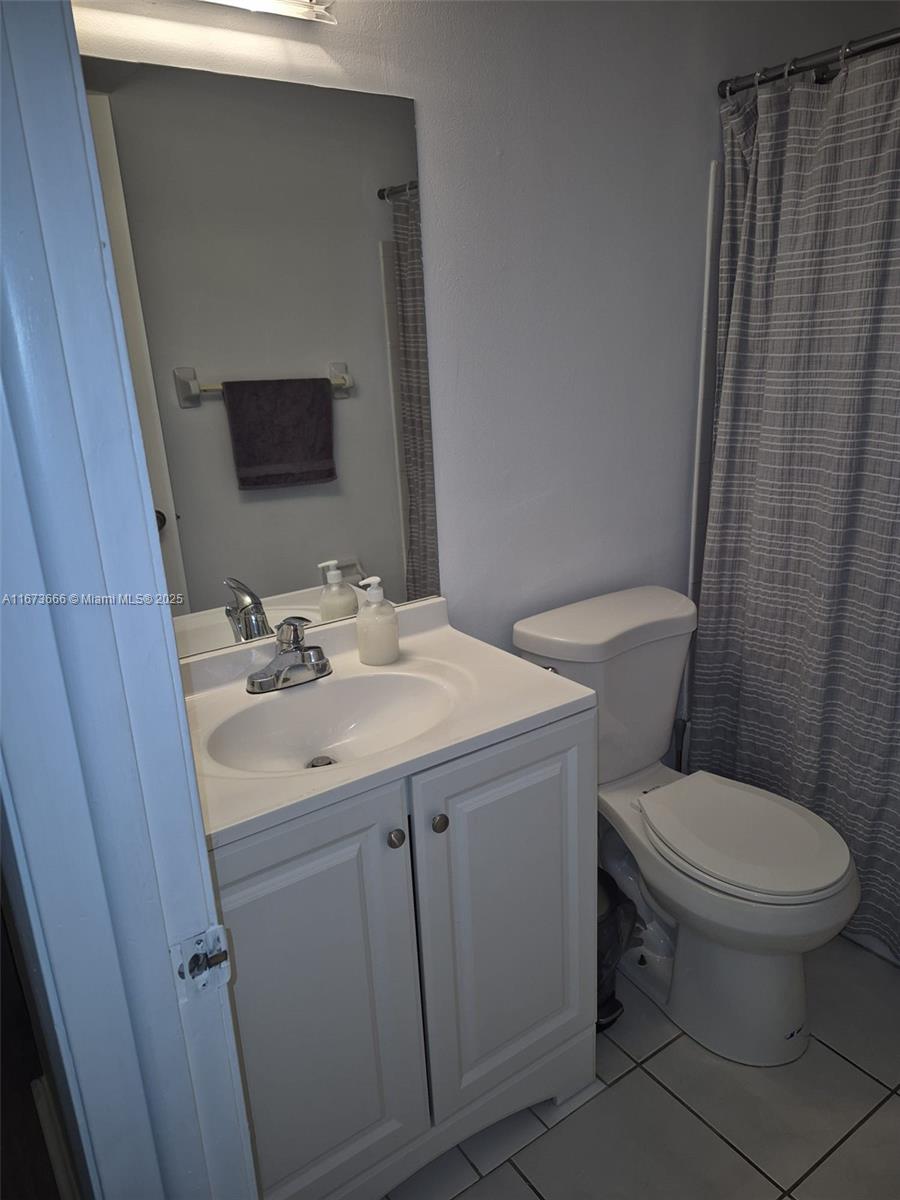 PALM PLACE CONDO - Residential