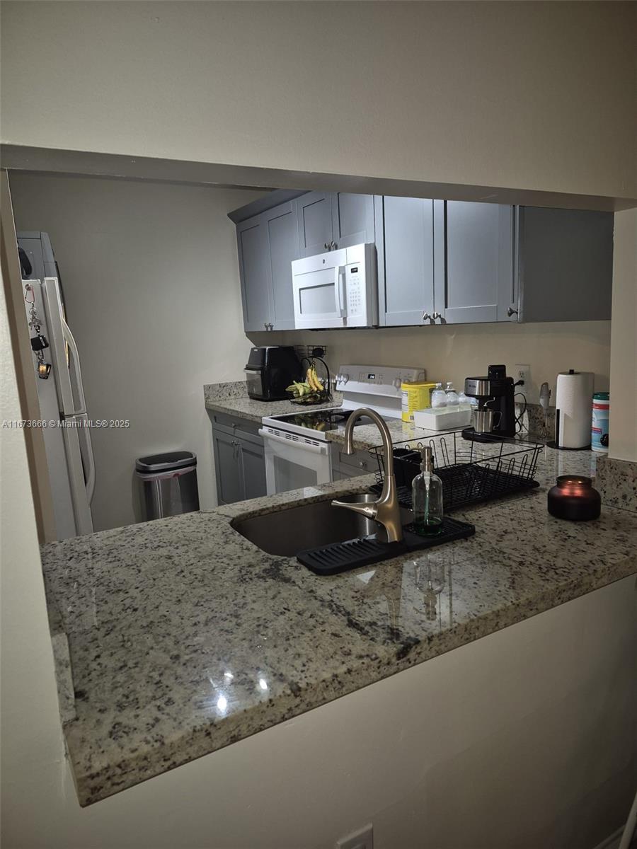 PALM PLACE CONDO - Residential