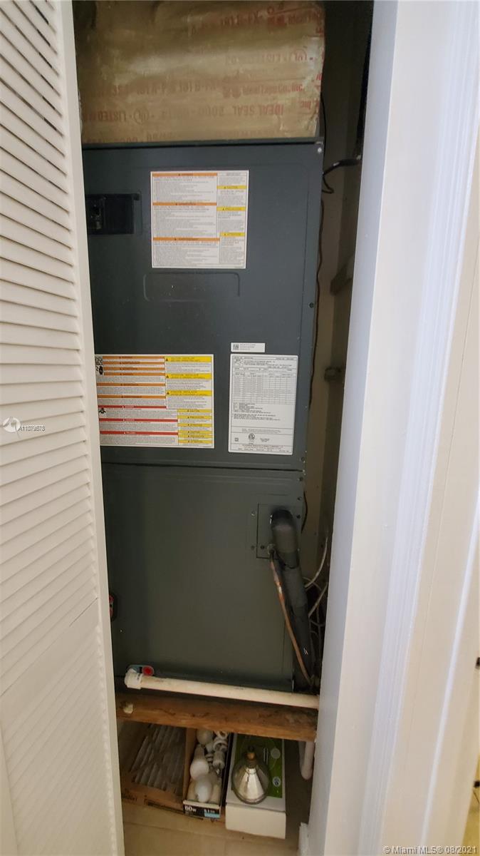 BRIAN MANORS - Residential