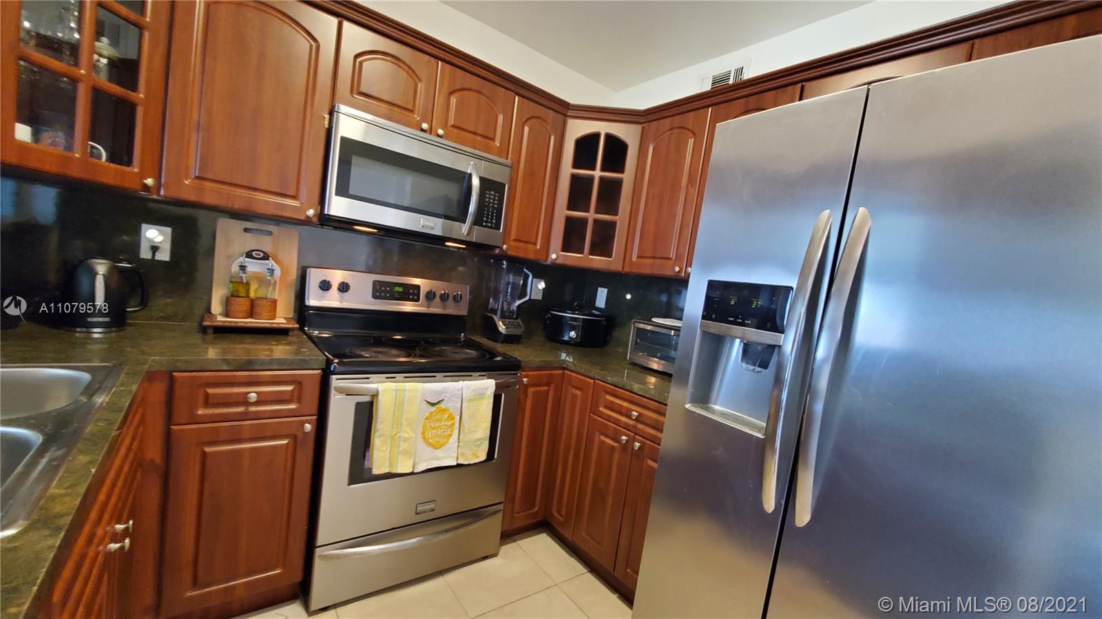 BRIAN MANORS - Residential