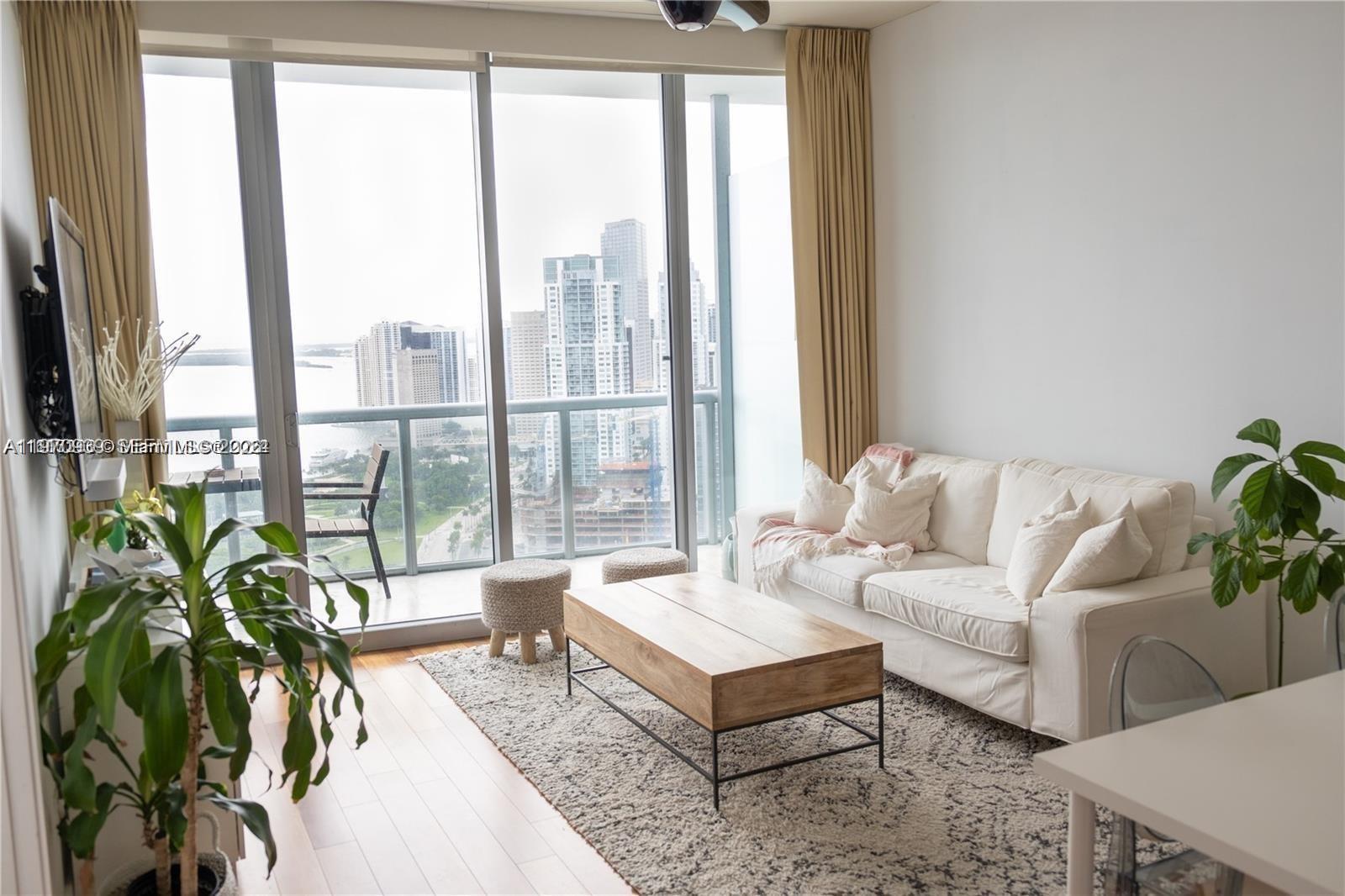 888 Biscayne Blvd 4503