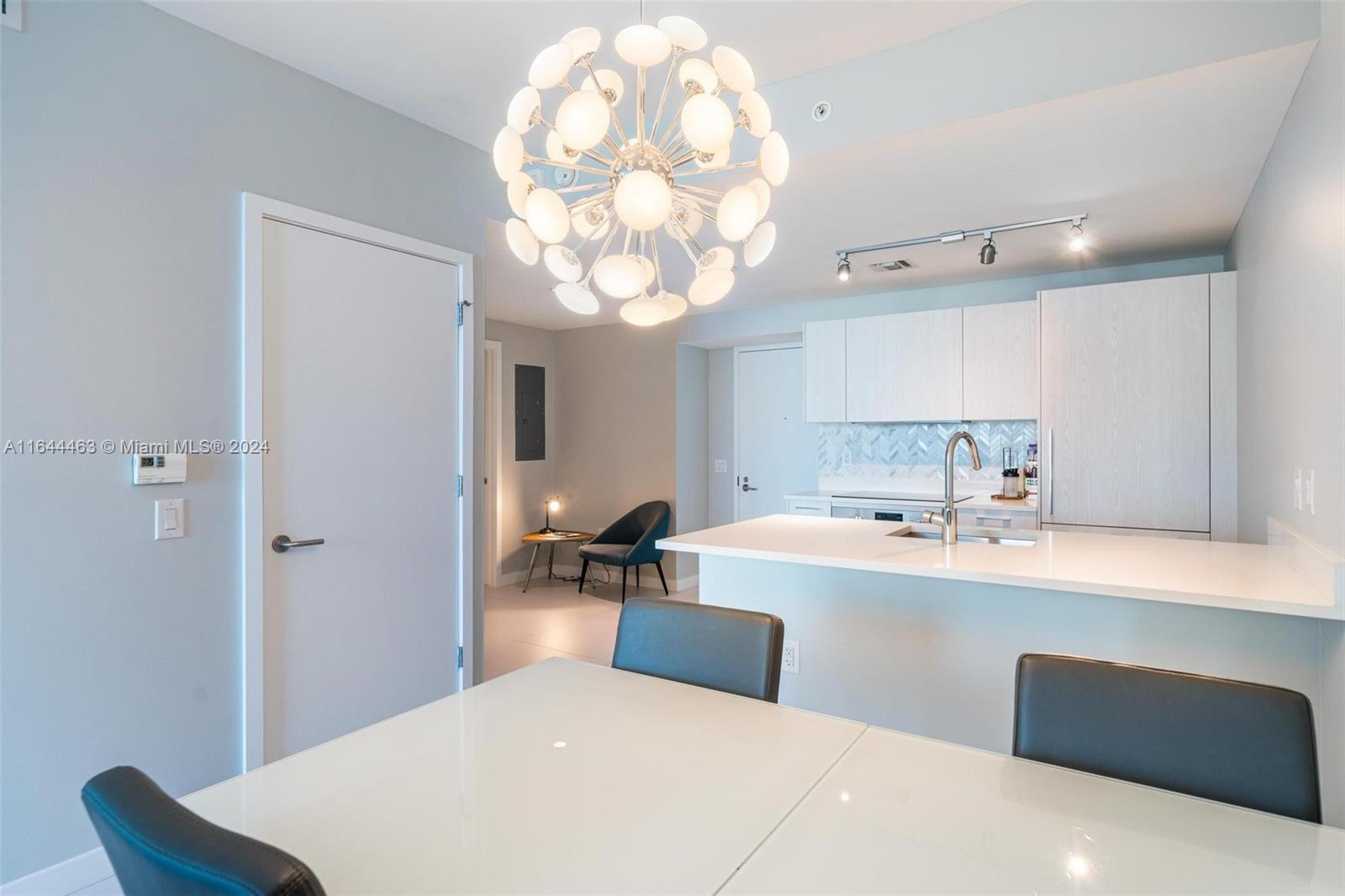 PARAISO BAYVIEWS CONDO - Residential Lease