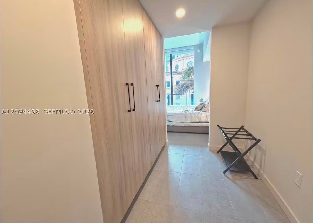 121 NE 5th St 306