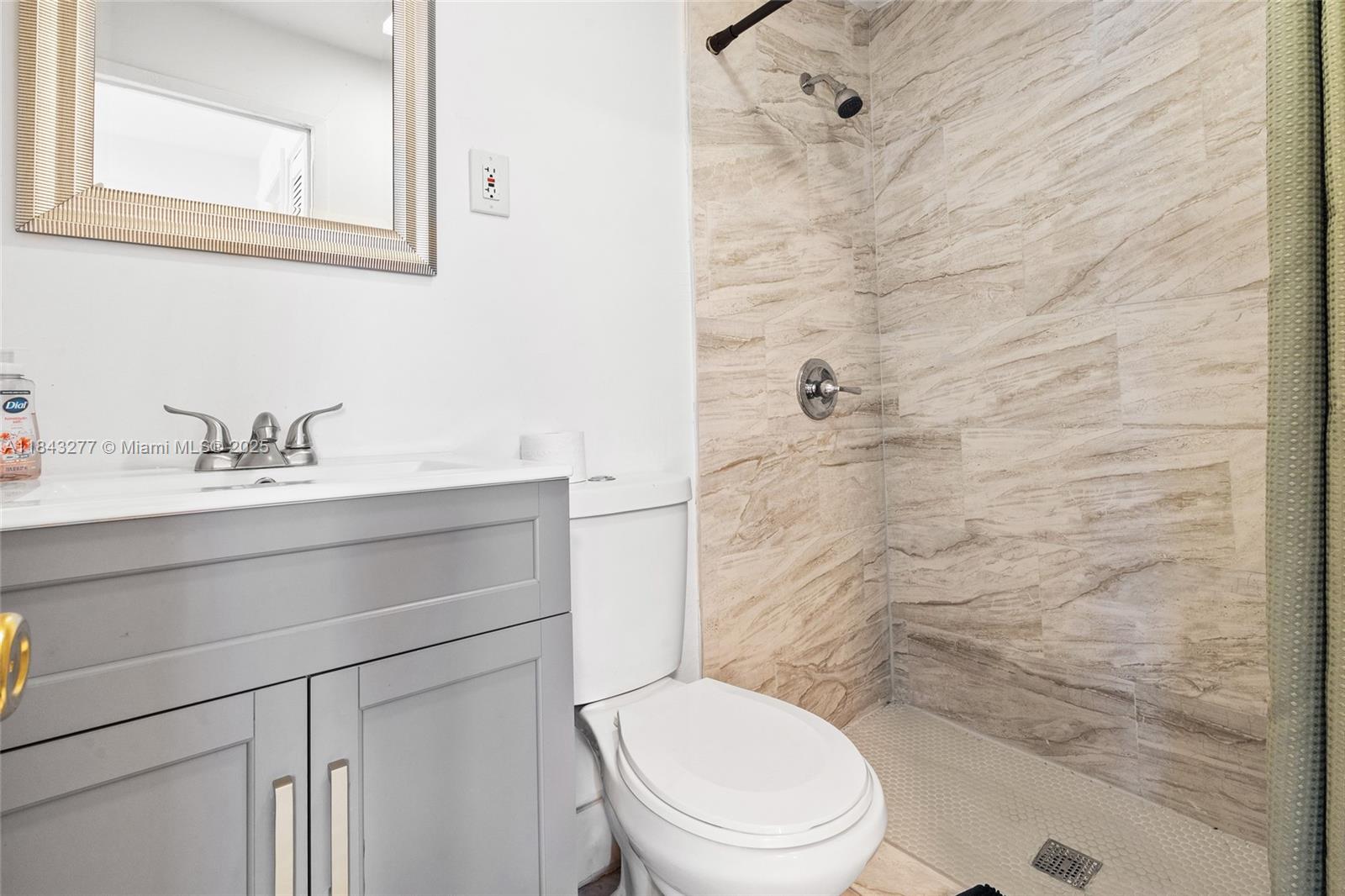 THE PINES - Residential Lease