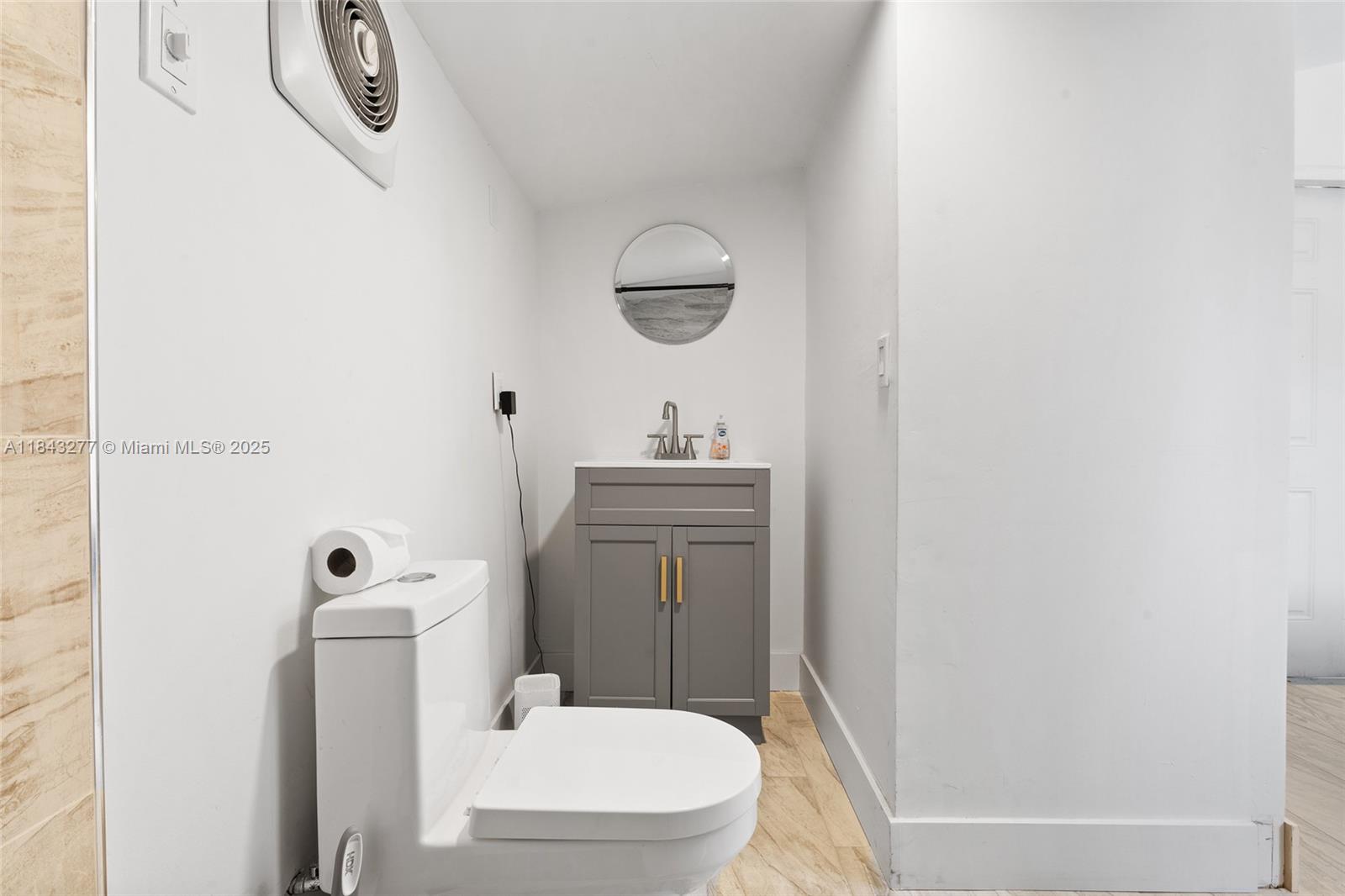 THE PINES - Residential Lease