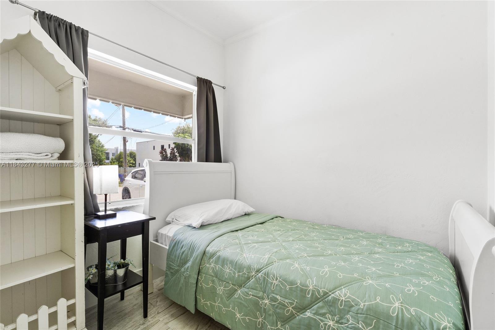 THE PINES - Residential Lease