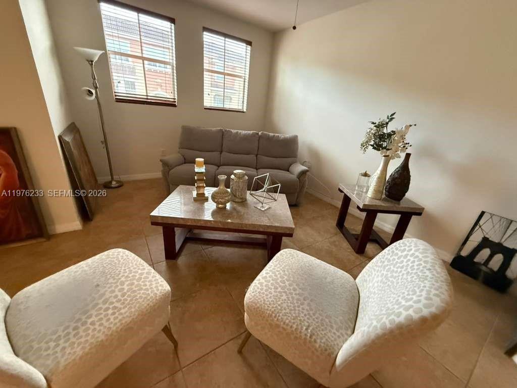 CORONADO AT DORAL VII CON - Residential Lease