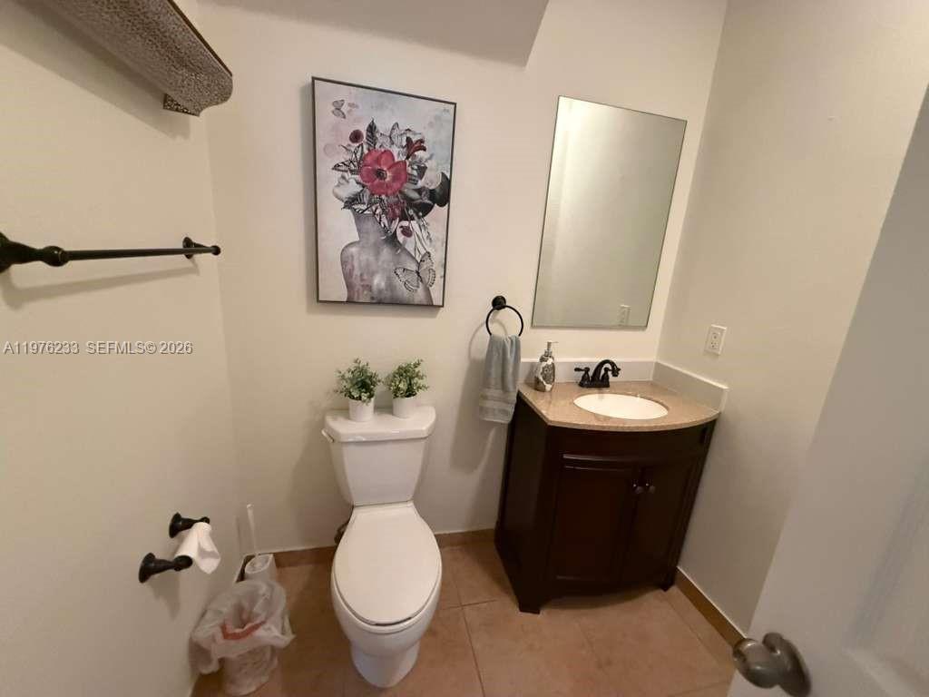 CORONADO AT DORAL VII CON - Residential Lease