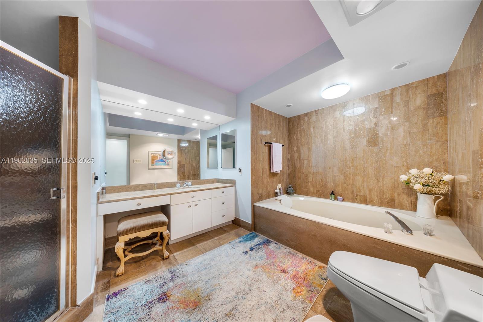 VILLA REGINA CONDO - Residential