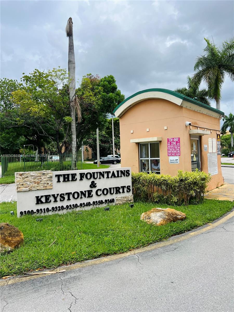 KEYSTONE COURTS CONDO - Residential Lease