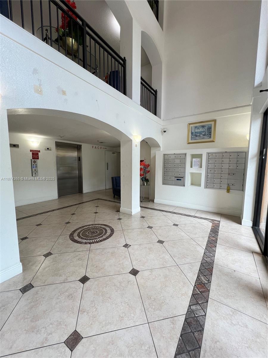 KEYSTONE COURTS CONDO - Residential Lease