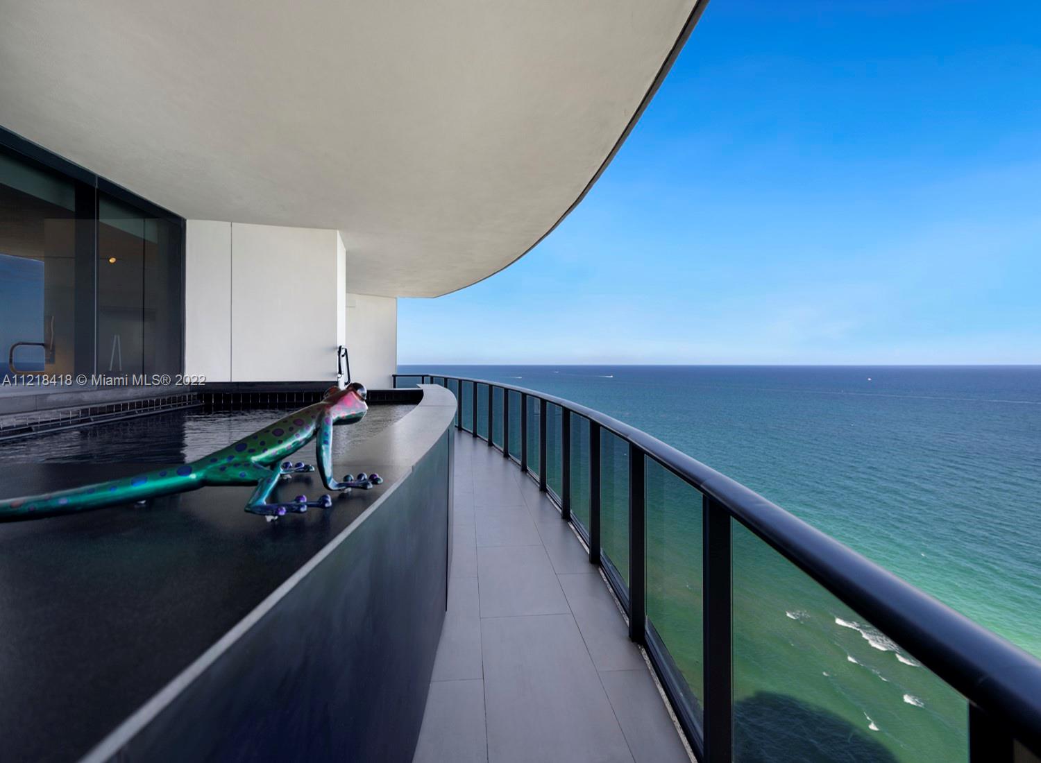 18555 COLLINS AVENUE COND - Residential