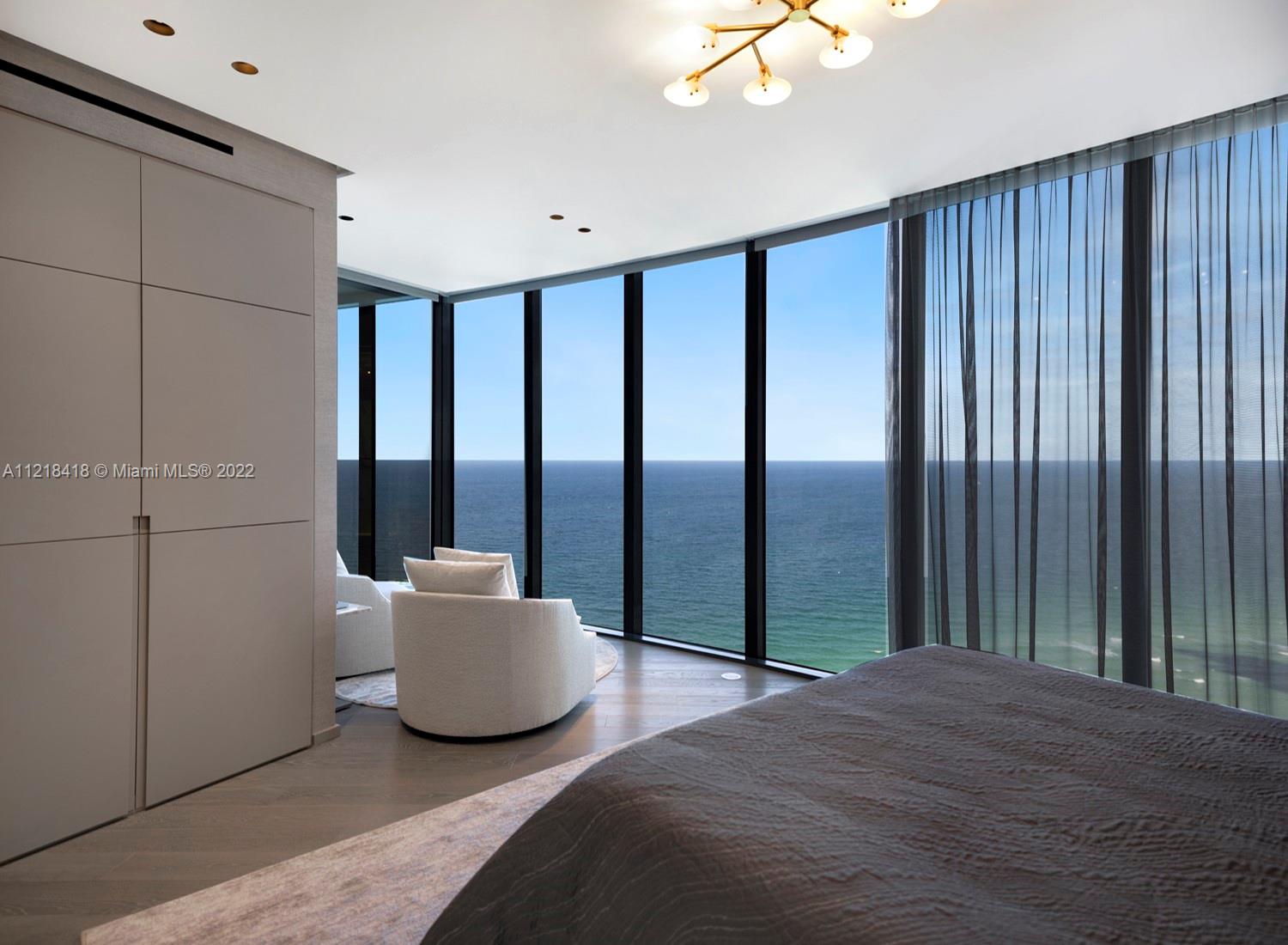 18555 COLLINS AVENUE COND - Residential