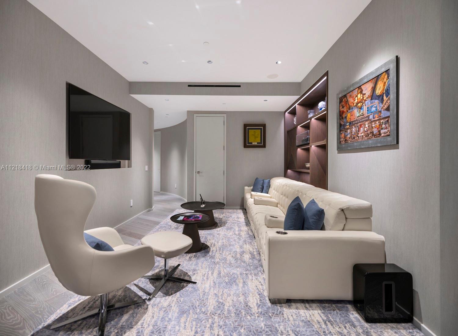 18555 COLLINS AVENUE COND - Residential