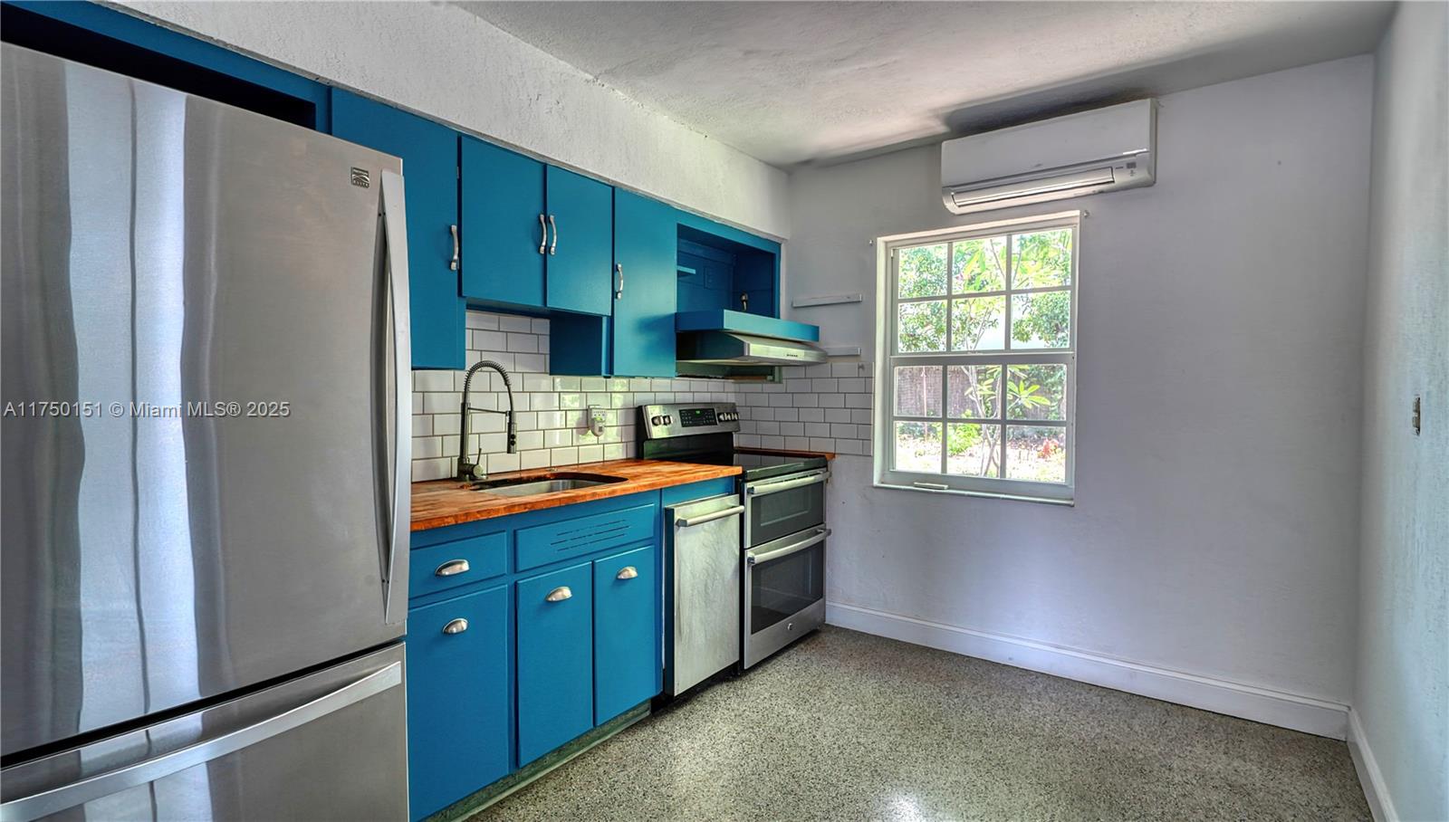 626 NW 45th St