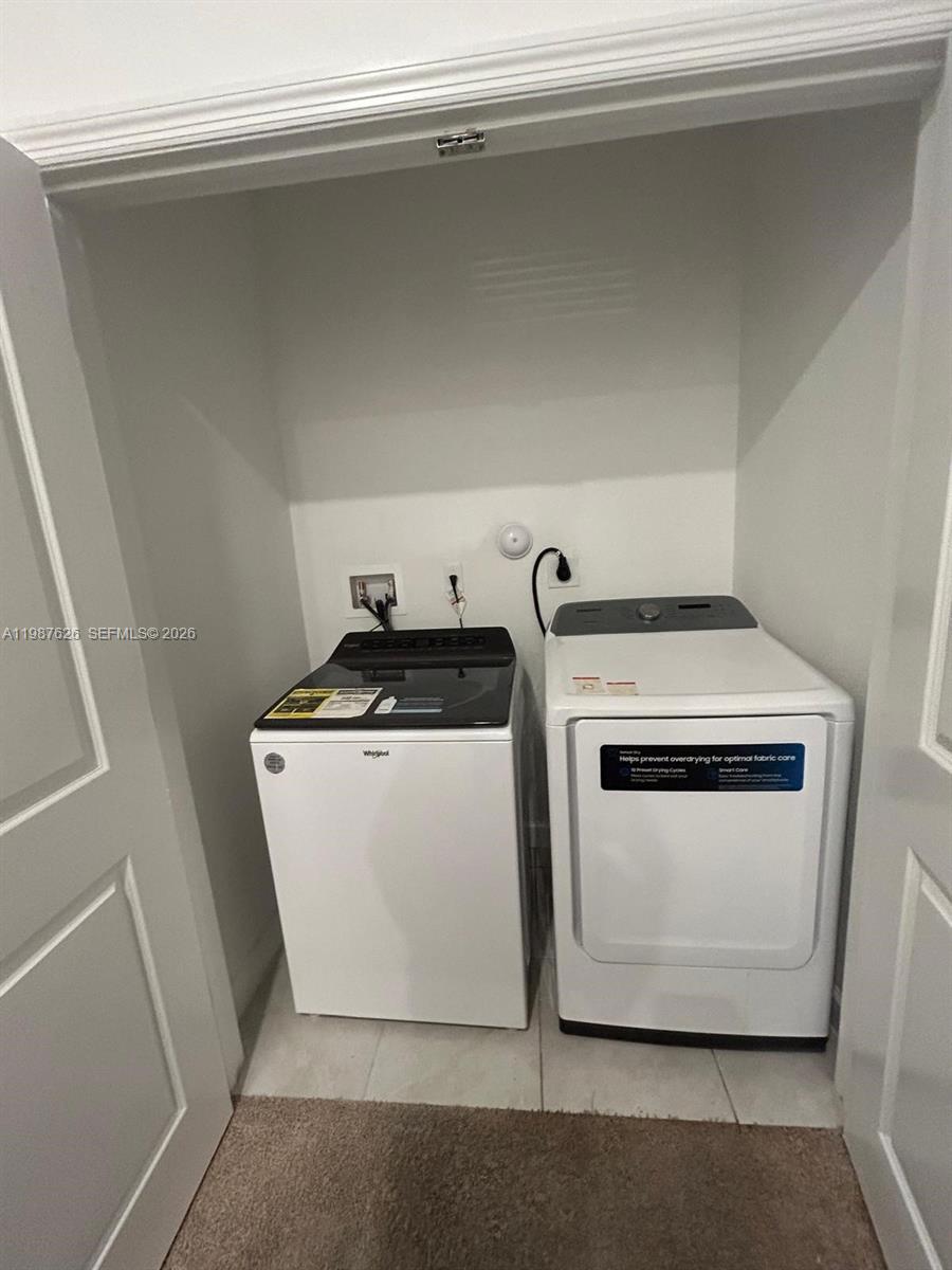 REGAL PALM - Residential Lease