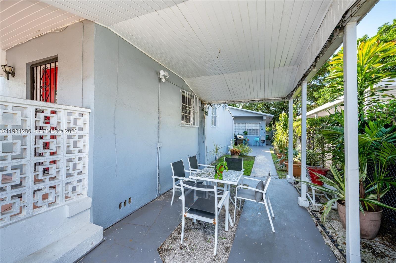 MELROSE HEIGHTS - Residential Income