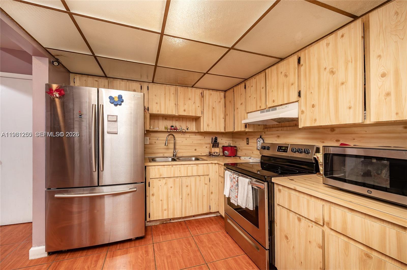 MELROSE HEIGHTS - Residential Income