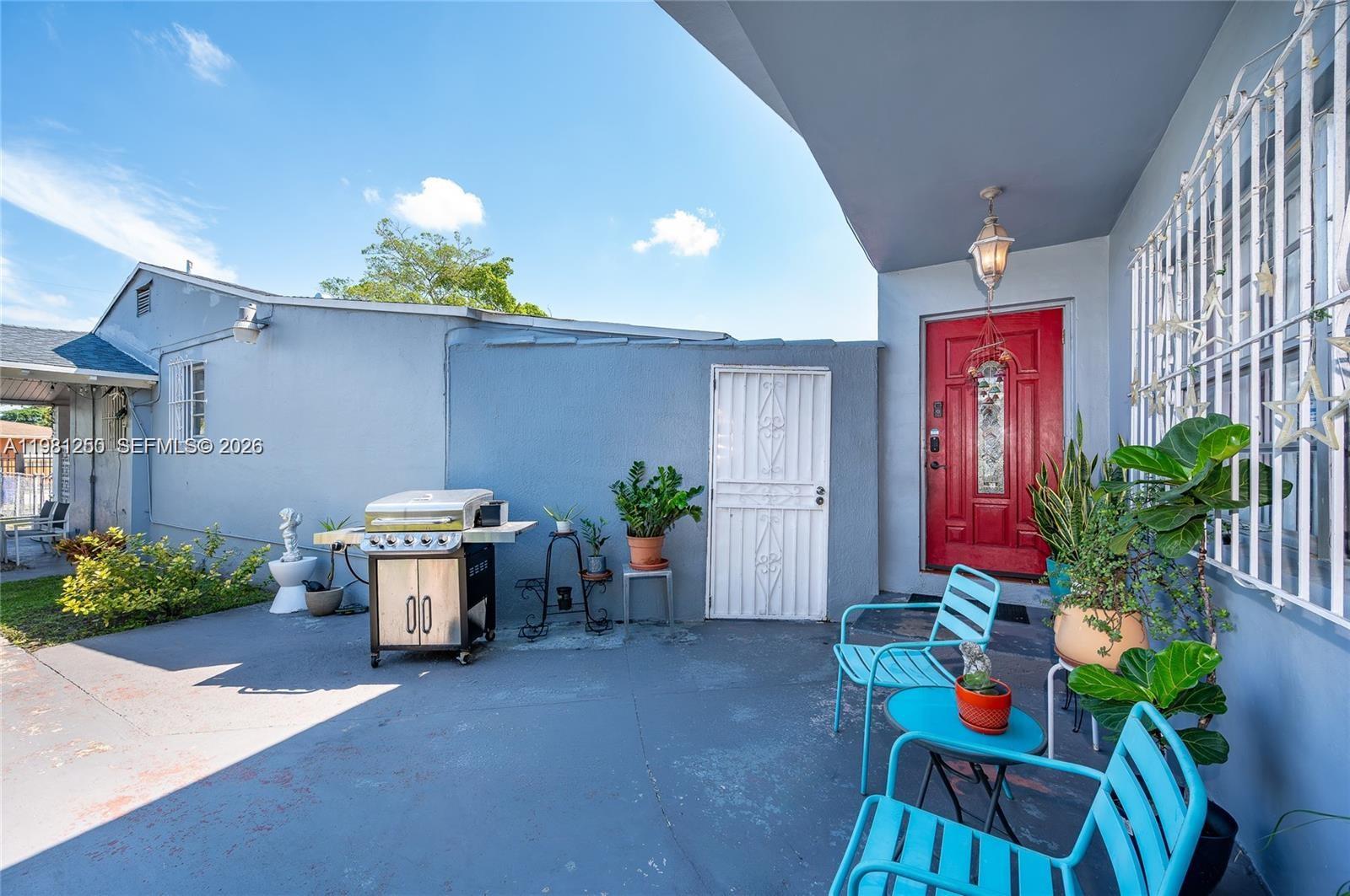 MELROSE HEIGHTS - Residential Income