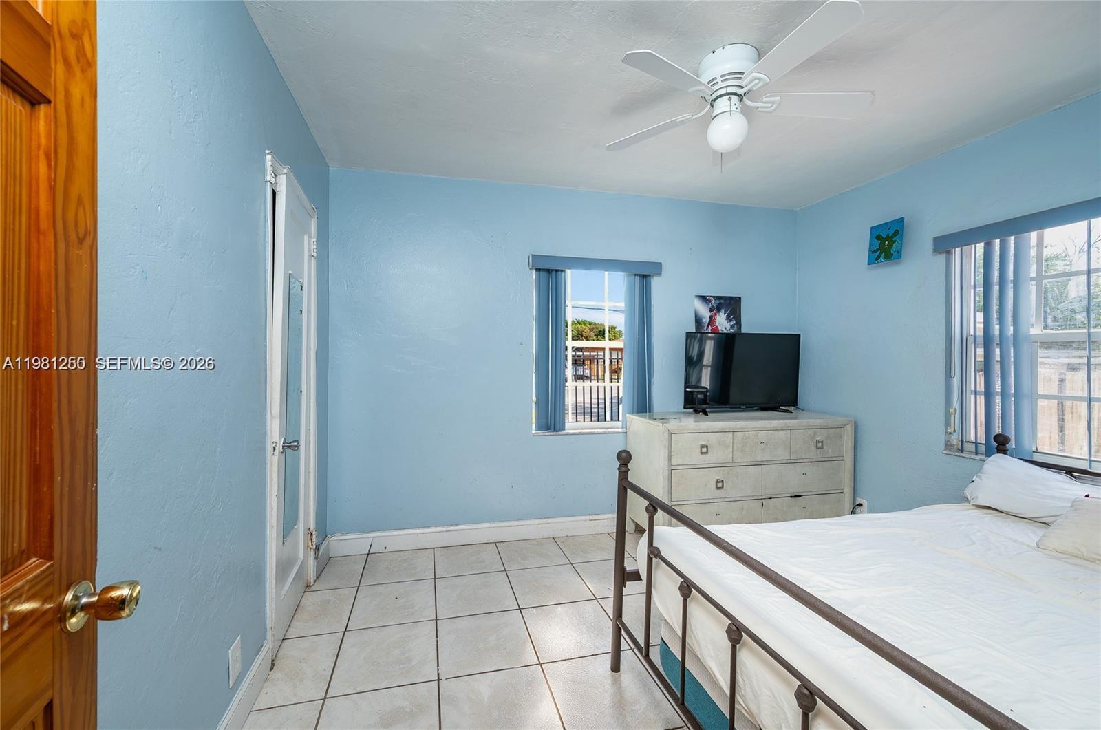 MELROSE HEIGHTS - Residential Income