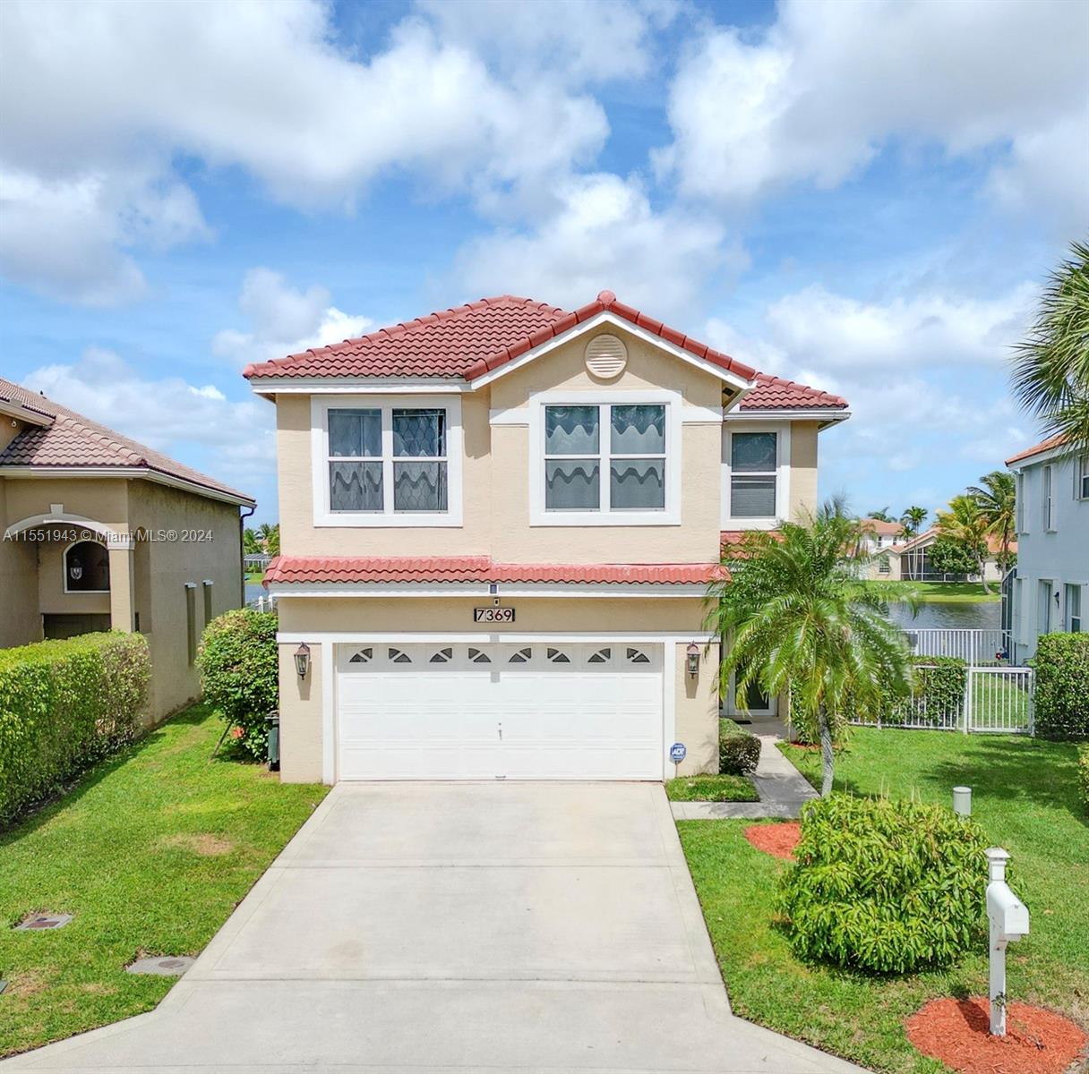 7369 Wescott Ter Ter, Lake Worth, Palm Beach County, Florida - 4 Bedrooms  
3 Bathrooms - 