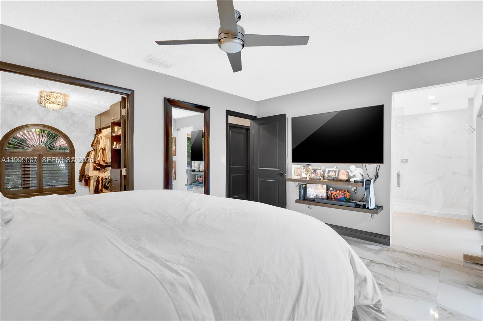 MEDITERRANIA - Residential