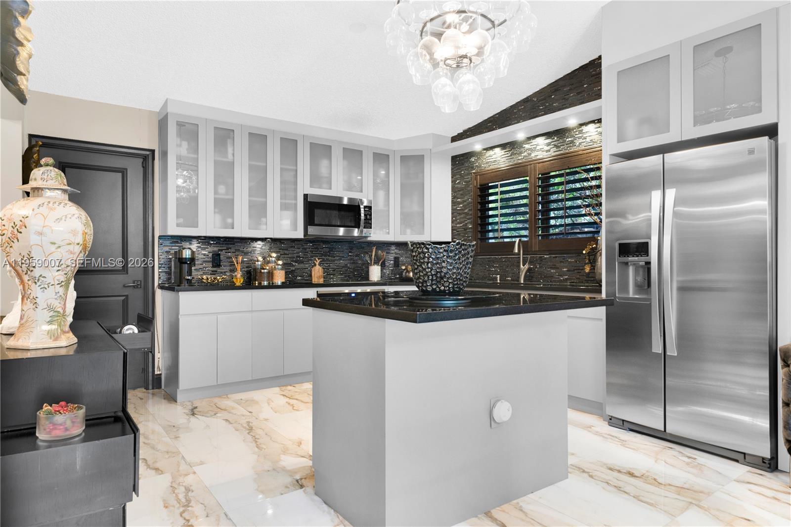 MEDITERRANIA - Residential