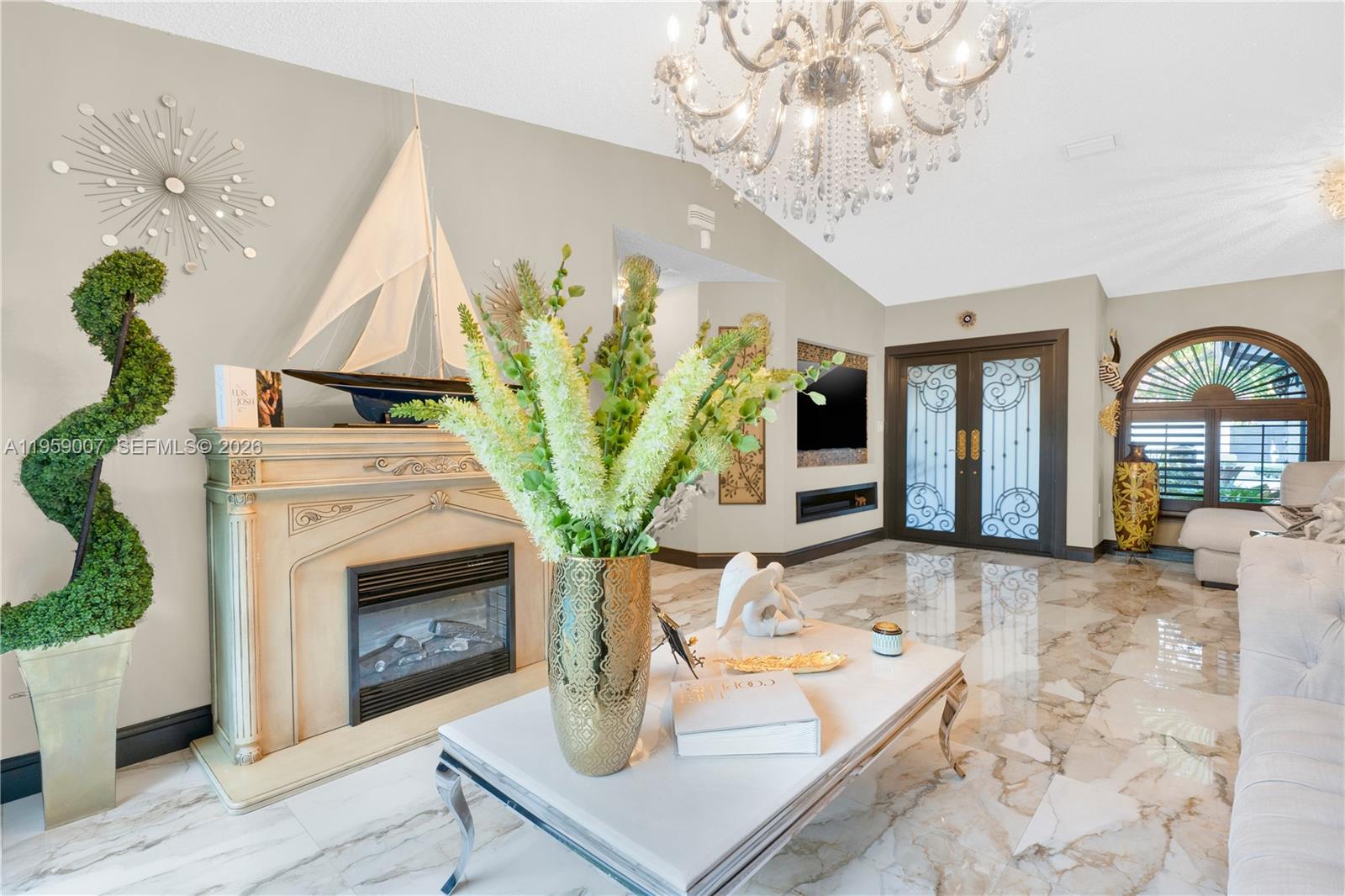 MEDITERRANIA - Residential