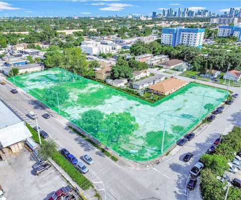 740 NW 71st St Miami FL 33150