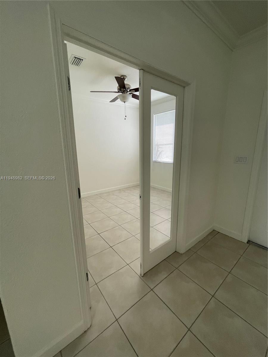 SHOMA VILLAS I AT COUNTRY - Residential