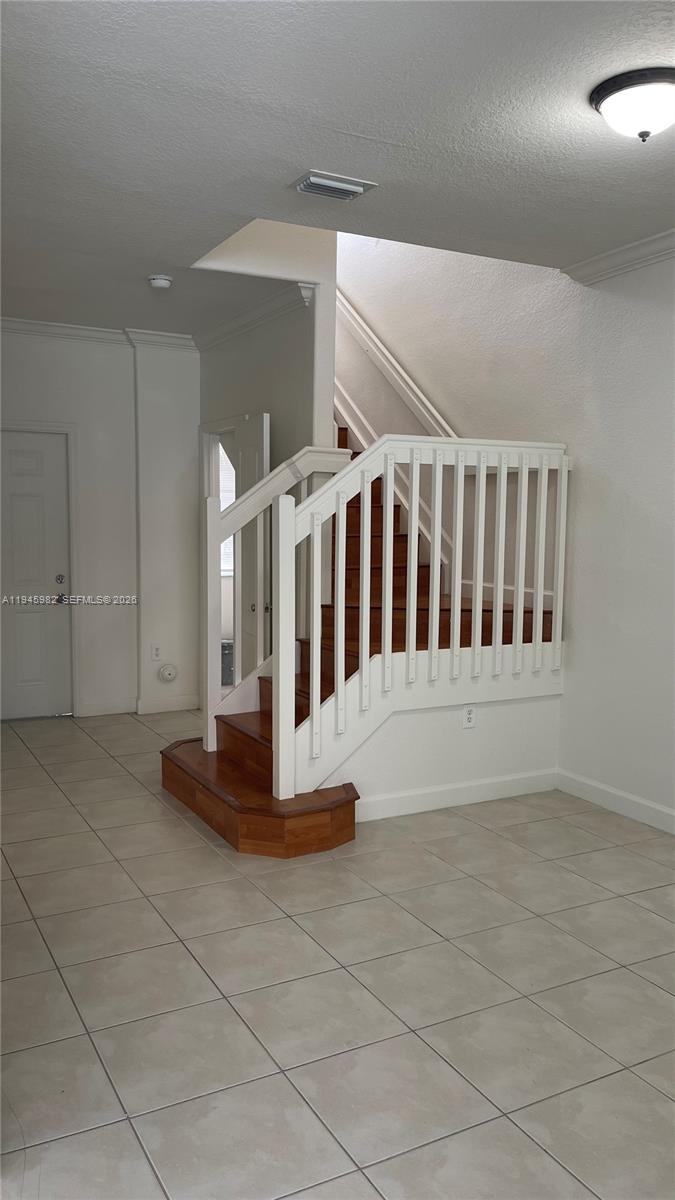 SHOMA VILLAS I AT COUNTRY - Residential