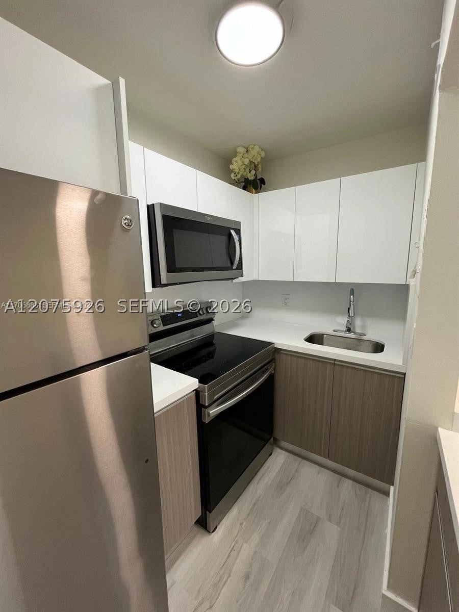 899 West Ave 7E