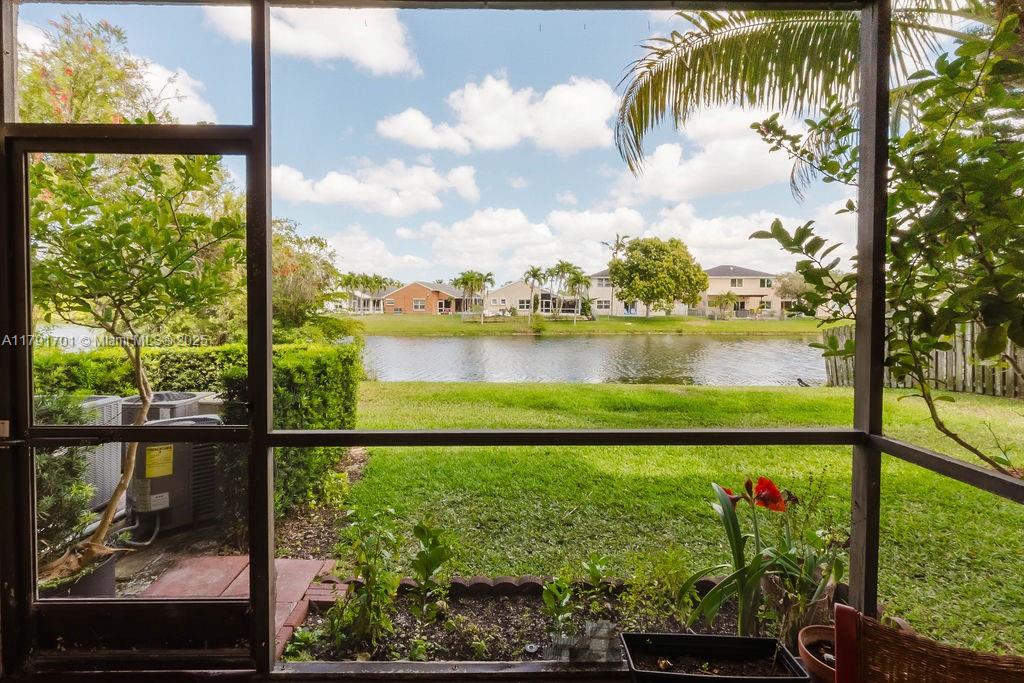 Property for Sale at 15714 E Waterside Cir 106, Sunrise, Miami-Dade County, Florida - Bedrooms: 3 
Bathrooms: 2  - $310,000