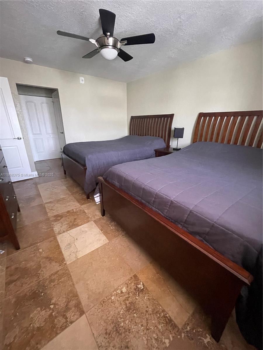 FOURTH GULFSTREAM GARDEN - Residential Lease