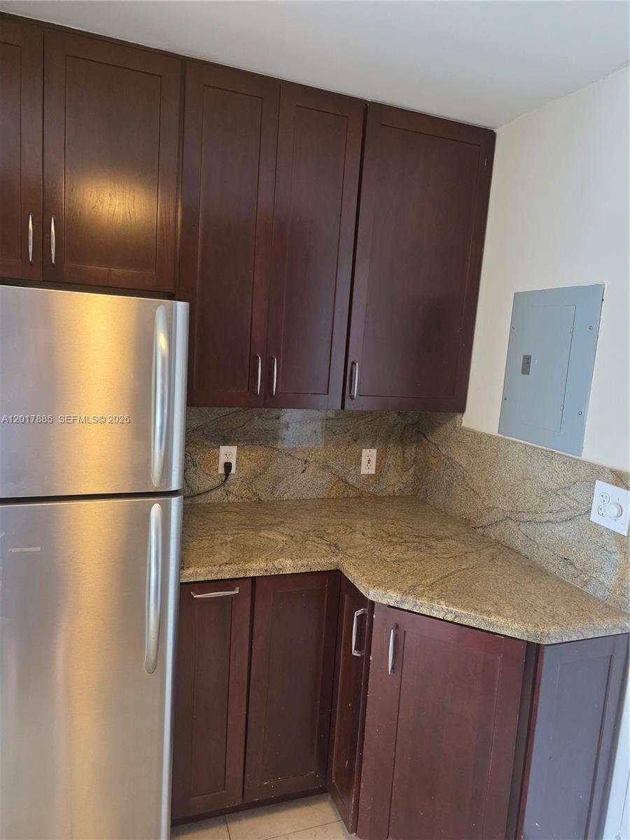 9800 W Bay Harbor Dr 408